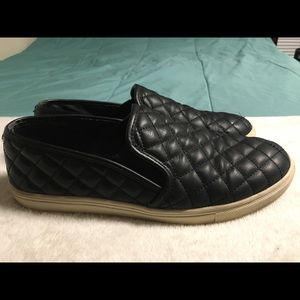 Steve Madden Ecentrcq Slip On Sneakers